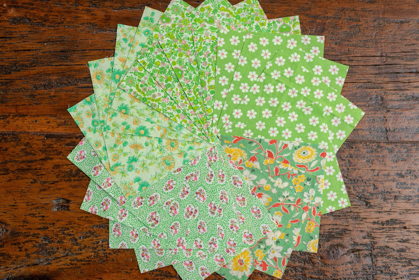 Vintage Fabric Charm Pack - Green Florals