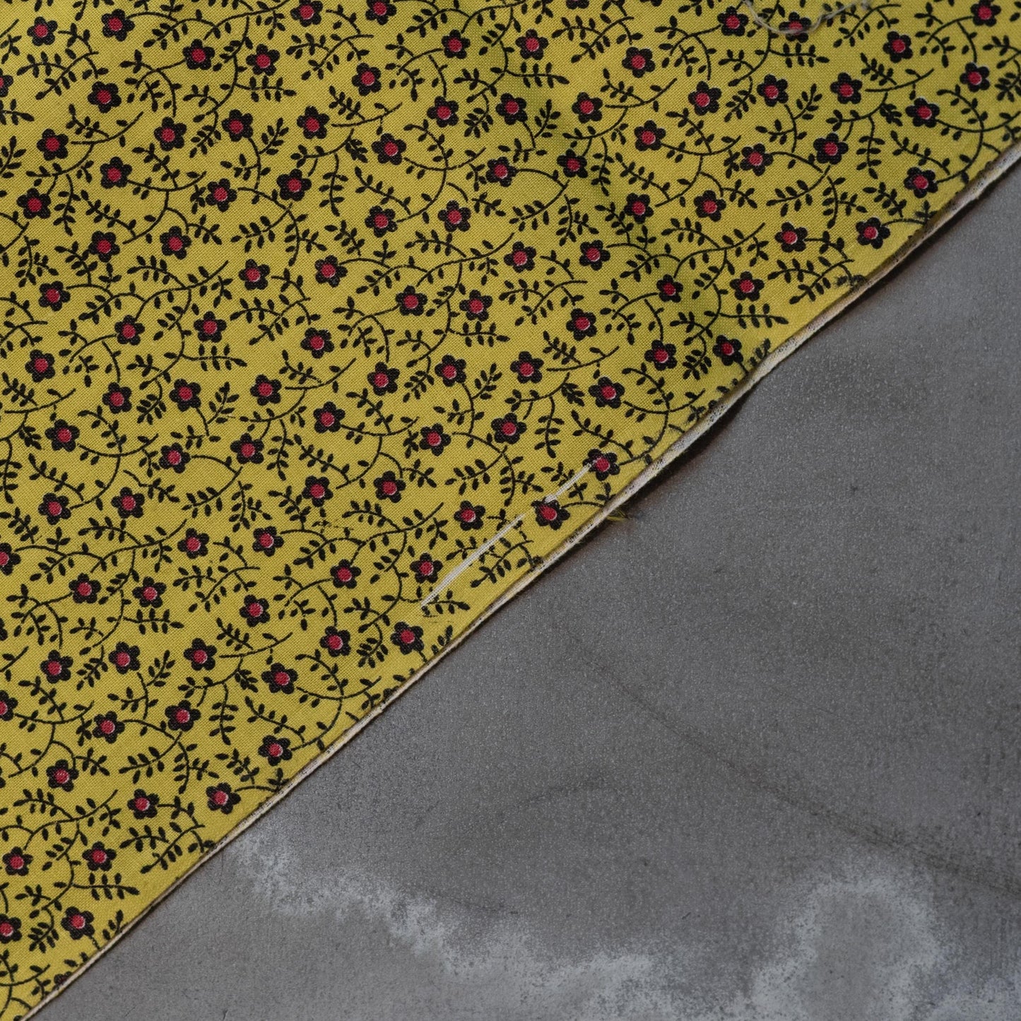 Vintage Fabric - Yellow Calico Floral Fabric BTHY